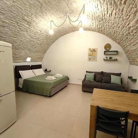 Corte Pietrantica - Charming Rooms & Suites Giovinazzo Εξωτερικό φωτογραφία
