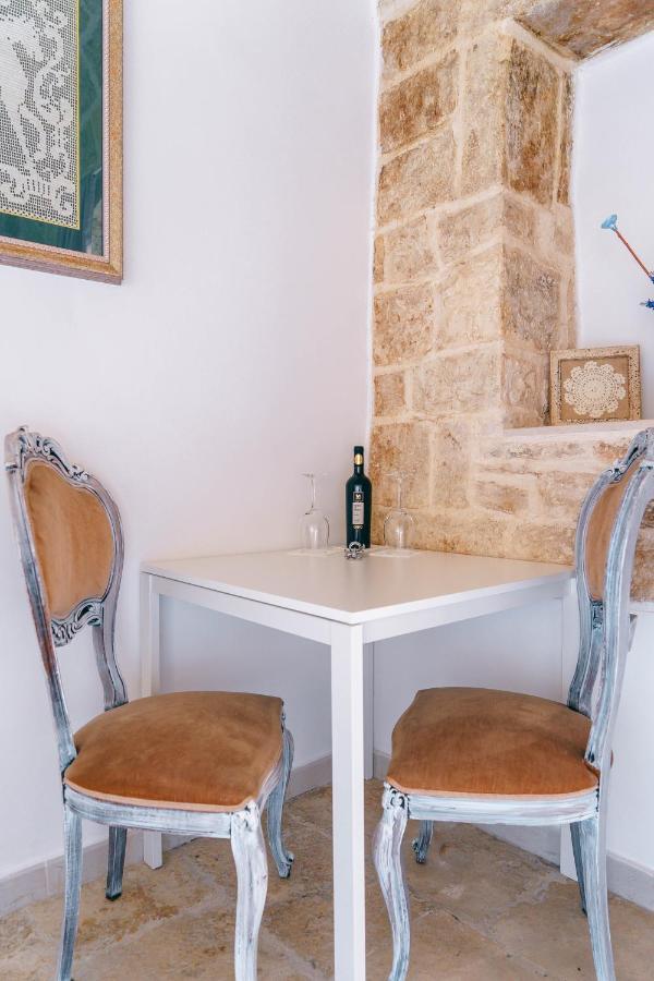 Corte Pietrantica - Charming Rooms & Suites Giovinazzo Εξωτερικό φωτογραφία